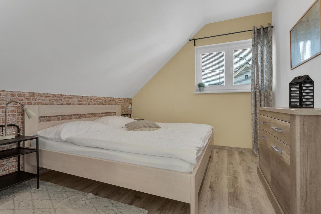 Family Apartments Klinovec Loucna pod Klinovcem Luaran gambar