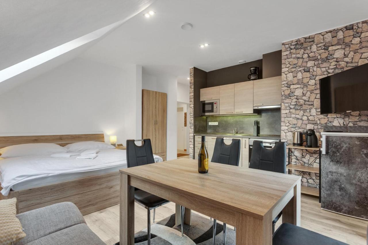 Family Apartments Klinovec Loucna pod Klinovcem Luaran gambar